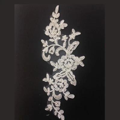 1 Pcs Lace flower Motif  off white(light ivory)  for Craft 23 x 7.5 cm - image 1 of 2