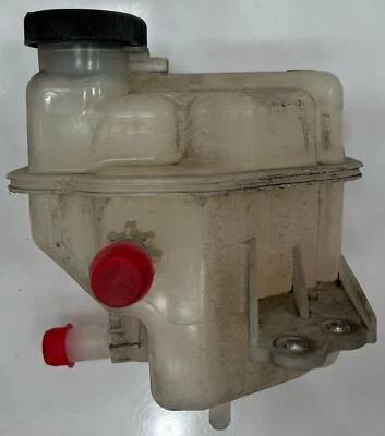 Depósito de desbordamiento de refrigerante inversor Toyota Prius C 1,5 L 12-19 OEM G92A052011 Foto 1 de 4