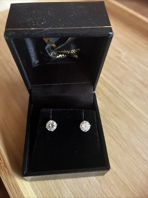 14kt White Gold Lab Grown Round Cut Diamonds 1.5 Ctw - Image 1 of 3