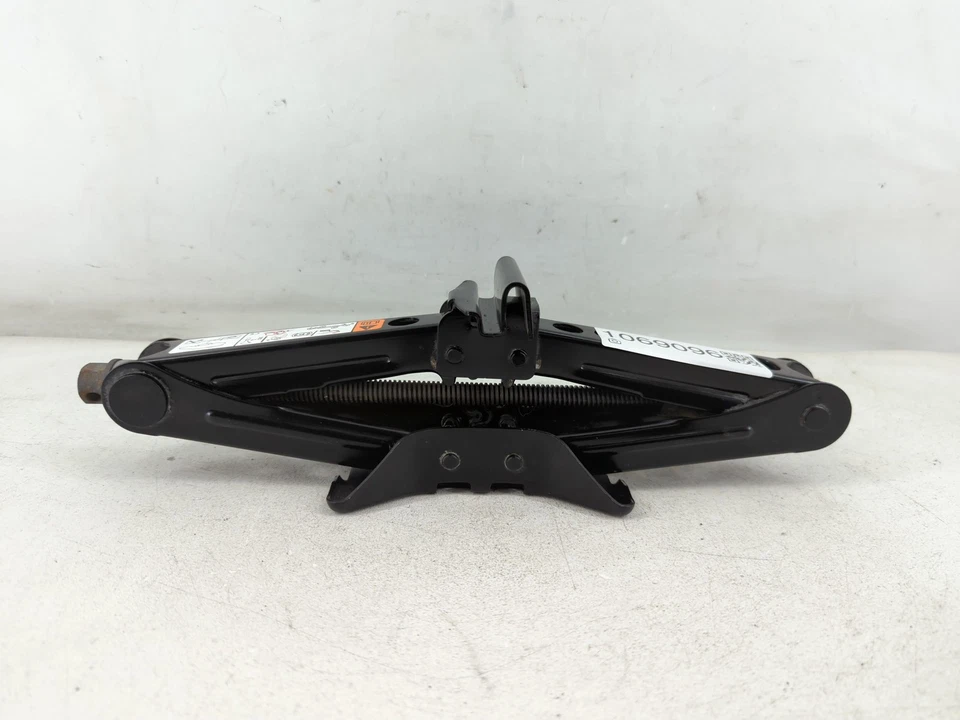 Ford Focus 2016 tijera de repuesto gato X2U70 Foto 1 de 4