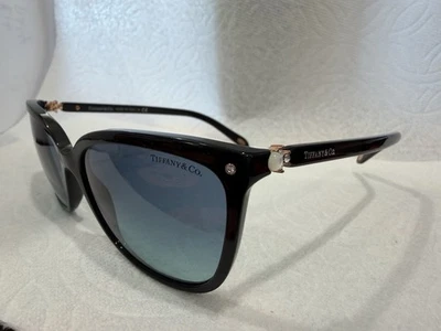 Gafas de sol Tiffany & Co. TF 4105-H-B8001/9S marco 55-17, negro azul, ojo de gato Foto 1 de 4