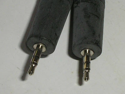 12 Ft  2.5mm Stereo Male to Male Speaker/Headset Audio Cables  17385-*6 - Image 1 of 4