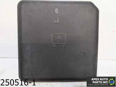 OEM 2000-2006 GMC Yukon 6.0L FUSE BLOCK BOX COVER PANEL LID 15168541 Foto 1 de 4