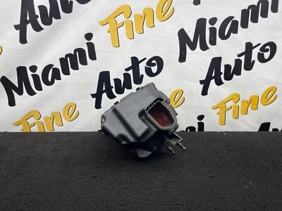 Caixa de limpador de ar lateral esquerdo do motorista Nissan 370Z 2018 fabricante de equipamento original - Imagem 1 de 4