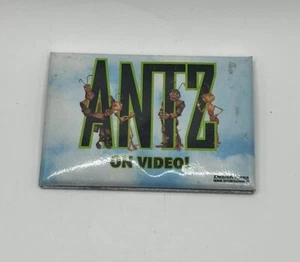 ANTZ on Video - 1998 Dream Works Promo Pin Badge - Imagen 1 de 2