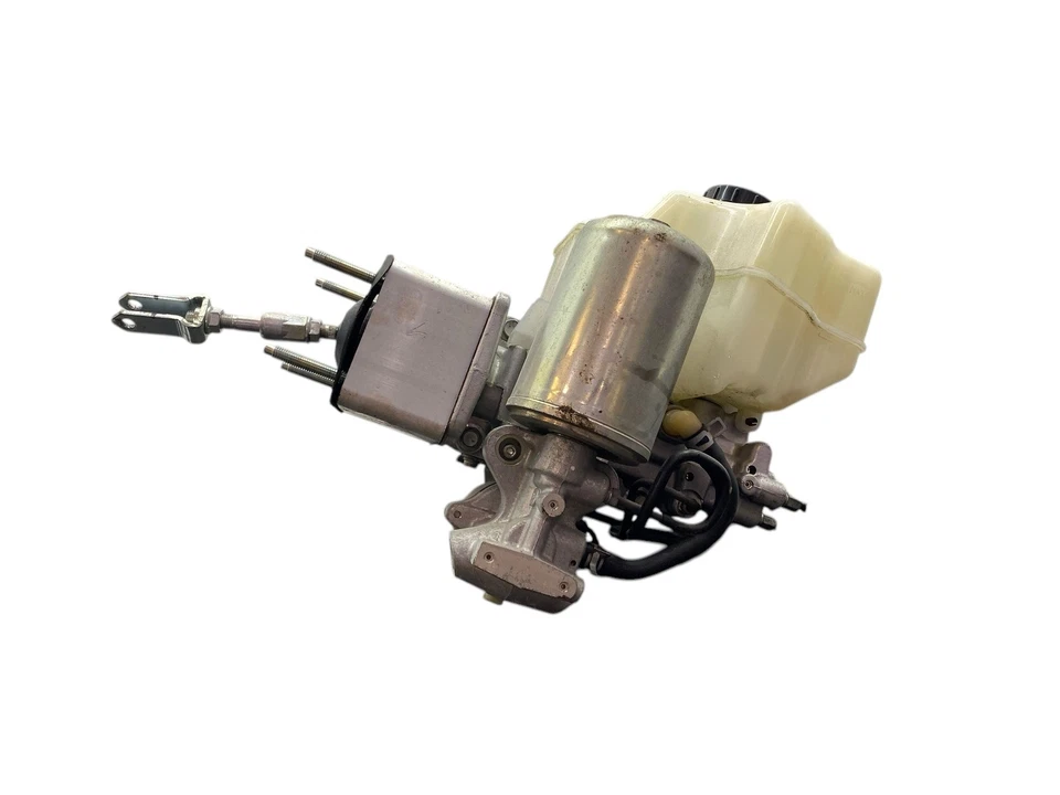2014-2023 NISSAN ARMADA 5.6L 4X4 HYDRAULIC BRAKE BOOSTER W/BRAKE PUMP &RESERVOIR - Image 1 of 4