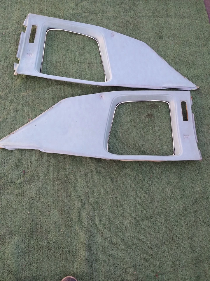 74 75 76 Cadillac 1974 cupé deVille paneles de vela interiores (azul claro) fabricante de equipos originales. Foto 1 de 4