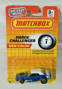 Matchbox MB1 Hemi 75 Dodge Challenger dark metal flake blue mint On Card 1993