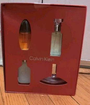 Conjunto de presente perfume feminino Calvin Klein 0,5 oz 4 peças mini fragrância sortida para meninas  - Imagem 1 de 4