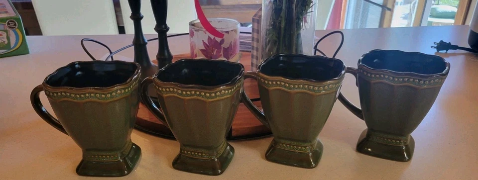 Roscher Hobnail Collection Tazas Pedestal Verde - Juego de 4 Foto 1 de 4