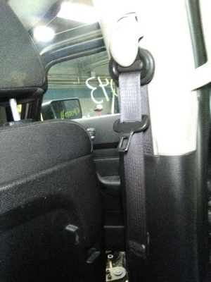 06-10 GMC Hummer H3 cinturón de seguridad pasajero derecho retractor delantero  Foto 1 de 4