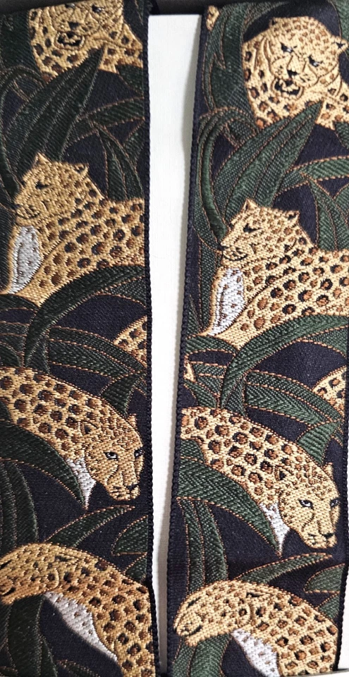 Brackets de seda Trafalgar edición limitada "Les Leopards" #11 de 1000 nuevos en caja Foto 1 de 3