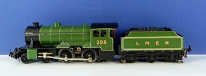 TRIX TWIN OO 3 RAIL AC 4/536 LNER GREEN PYTCHLEY 4-4-0 LOCOMOTIVE & TENDER - Picture 1 of 5
