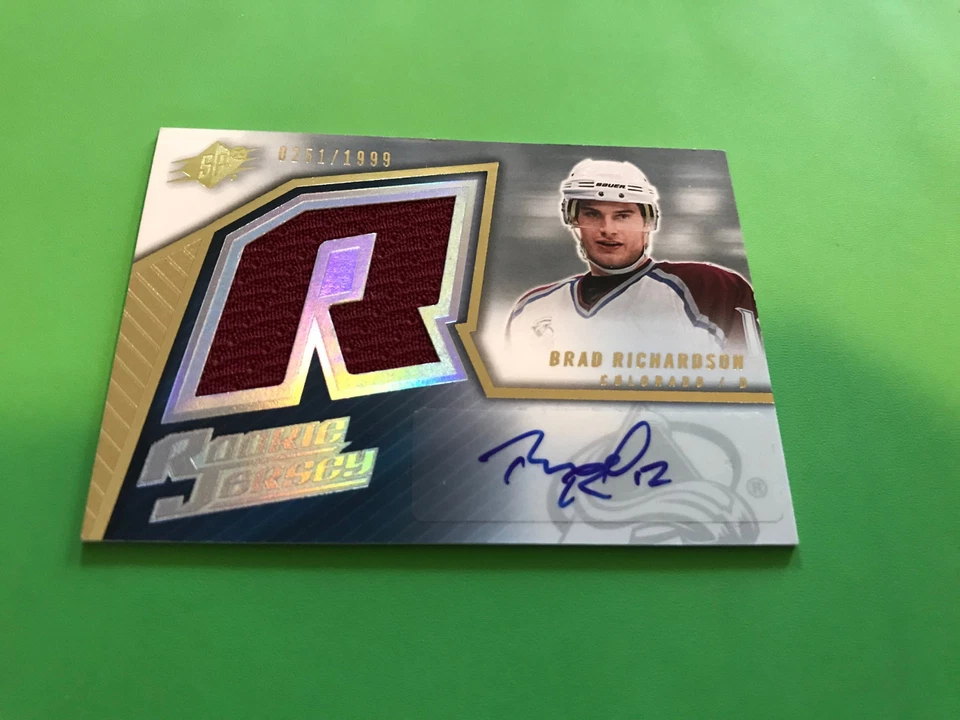 Brad Richardson 05-06 Upper Deck SPx Rookie Jersey & Autograph Signature /1999 - Image 1 of 1