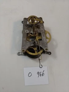 GILBERT COUNTRY STORE REGULATOR WALL CLOCK MOVEMENT - Picture 1 of 4