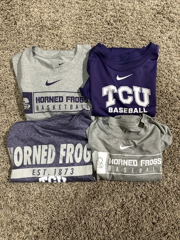 Lot Of 4 TCU Horned Frogs Shirt Adult M. All In Great Condition Cover