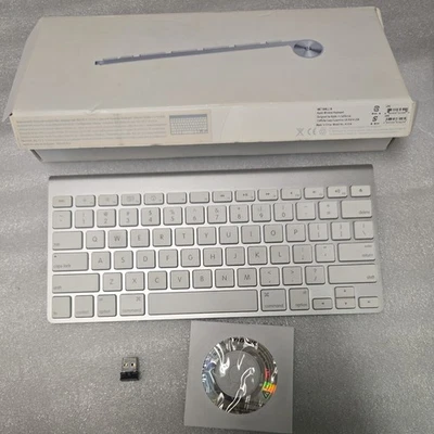 OEM Genuine Apple MC184LL/A  Bluetooth Wireless Keyboard Model A1314 Mac - Image 1 of 4