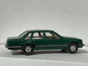 Wiking Green Opel Senator HO 1/87 Scale Vehicle Made In W. Germany - Picture 1 of 7
