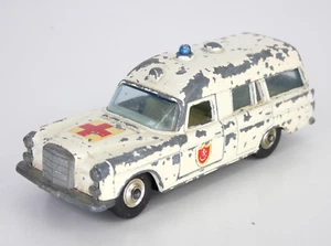 Matchbox Binz Ambulance K6 Mercedes Benz Toy Car Vintage Kingsize Lesney - Picture 1 of 14