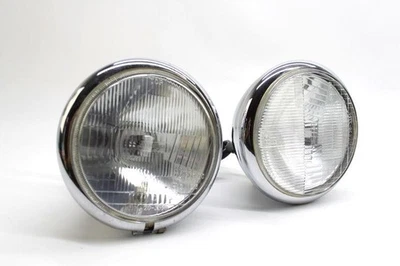 TRIUMPH SPEED FOUR HEADLIGHTS T2700634 T2700537 T2700538 Foto 1 de 4