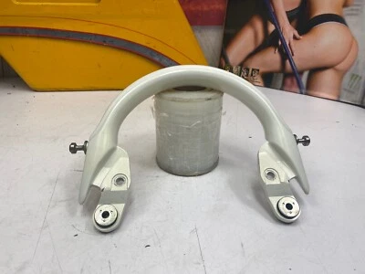 🔥Suzuki Gsx1300R Hayabusa 08-16 Grab Rail Pearl White🔥 - Image 1 of 4