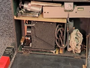 Vintage Pullin 35mm Projector with 100mm Lens & Han-O-Matic Slide Changer - Picture 1 of 12