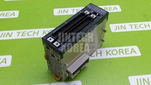 10946) [USED] OMRON CJ1W-ID261 / discolor - Picture 1 of 8