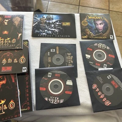 Diablo Battle Chest (PC, 2001) - Incomplete Missing 1 Disc - Image 1 of 4