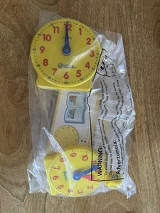 Learning Resources Teaching Teaching Clock Set 2 Clocks, Flashcards, Dice - Picture 1 of 6