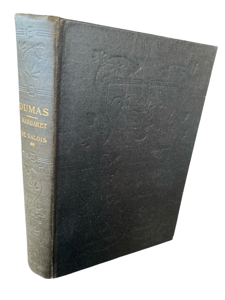 Маргарет де Валуа из произведений Александра Дюма недатированная с иллюстрациями HC - Изображение 1 из 1