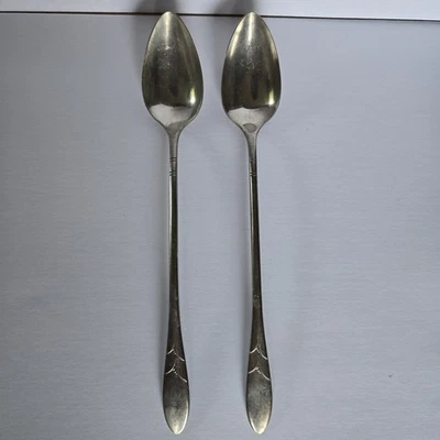 Par de cucharas de té largas chapadas en plata en relieve plato comunitario Oneida vintage (2) Foto 1 de 4
