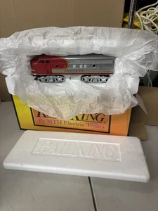 Model Train Santa Fe F-3 A Unit Diesel Locomotive #16 In Box - Picture 1 of 6