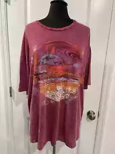 NWT Wild Fable Women’s Burgundy Graphic T-Shirt - Picture 1 of 9