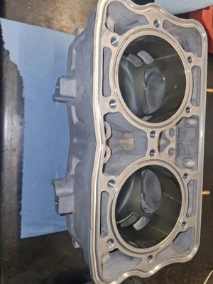 Cilindro Polaris SDI 85 mm para 800 PRO RMK, KHAOS e mais peças OEM, 3022828 - Imagem 1 de 3