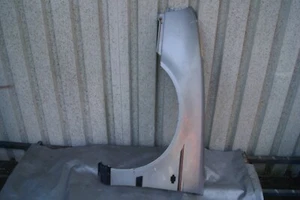 Kotflügel vorn links ORIGINAL NISSAN  Primera Kombi 1990-1996 - Bild 1 von 5