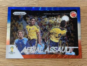 Panini Prizm World Cup 2014  - Radamel Falcao Blue Red Wave Aerial Assault No. 5 - Bild 1 von 1