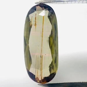 Andalusite ovale vera 1,1 ct 11,1 x 5 mm - Foto 1 di 1