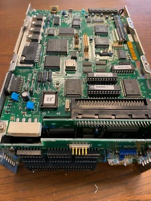 FUJITSU M2654UF4  5.25" 2GB SCSI HDD 68 PIN with dual 50 pin CONNECTION  - Image 1 of 3