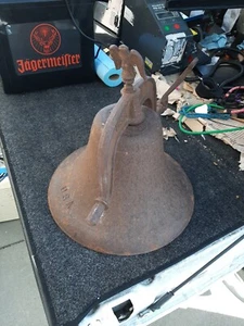 Antique Bell Usa 2 Eagle Rusty Fair Shape Cast iron ship or lunch bell vintage - Picture 1 of 24