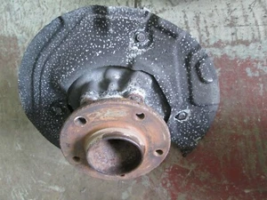 BMW E90 E91 320d 325 330 Portaruota perno anteriore king destro 31216764444 - Foto 1 di 2