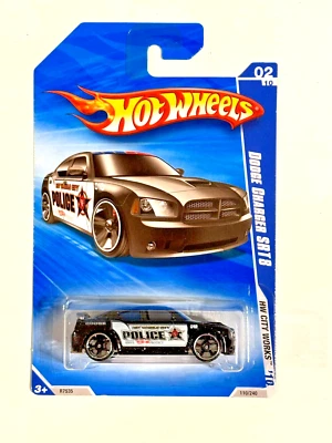 Dodge Charger SRT8 2010 Hot Wheels #110 HW City Works 2/10 variante negra con OH5Sp Foto 1 de 4