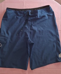 Mens Blue Quiksilver Board Shorts Size 34w Good Used Condition - Picture 1 of 6