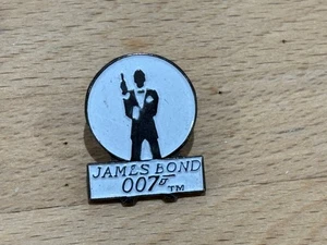 a PINS PIN CINEMA FILM 007 JAMES BOND  GOLDFINGER - Picture 1 of 1