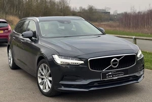 2019 Volvo V90 2.0 T4 GPF Momentum Auto Euro 6 (s/s) 5dr ESTATE Petrol Automatic - Picture 1 of 24
