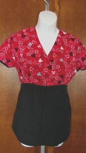 Women's " The Wonderful World of Disney " Scrub Top, size XS - Picture 1 of 12