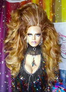 Lace Front Show Perücke,Mariah,Blond Braun Mix,Locken,Travestie,Drag Queen,Neu - Bild 1 von 13
