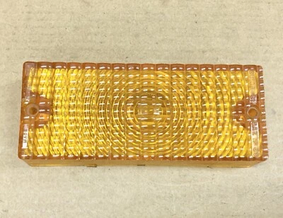 Chevrolet Truck Blazer 1969-1970 luz de señal de giro lámpara de estacionamiento lente derecha Foto 1 de 4