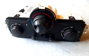 COMMANDE DE CHAUFFAGE ET CLIMATISATION RENAULT MEGANE II  PHASE 1 - Picture 1 of 6