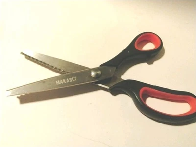 Makasl 7 1/2"  Pinking Shears Made for Sewing and Crafts - Image 1 of 3