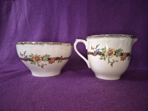 Vintage Alfred Meakin Marquis shape Marigold milk jug & sugar bowl Set - Picture 1 of 6